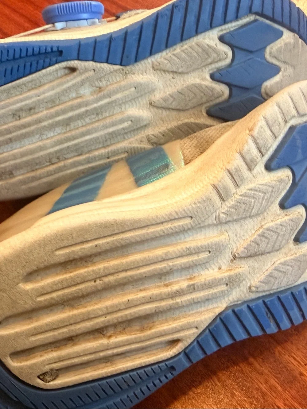 New balance kids BOA shoes